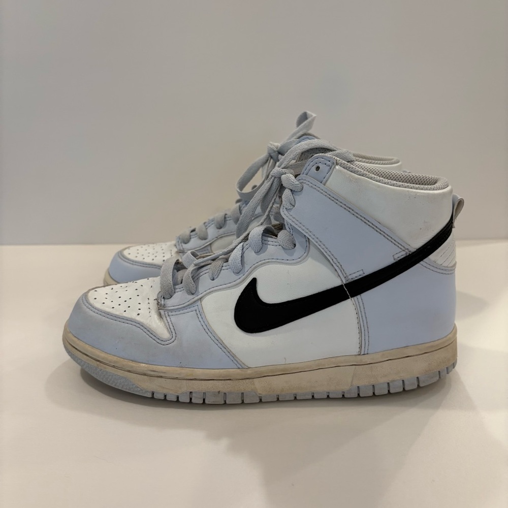 Size 7 Youth Nike Dunk High-Top Sneakers Shoes in Football Grey Black